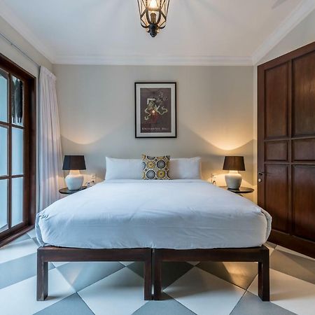 Central 3 Bedroom Villa Close To Seminyak Beach ภายนอก รูปภาพ