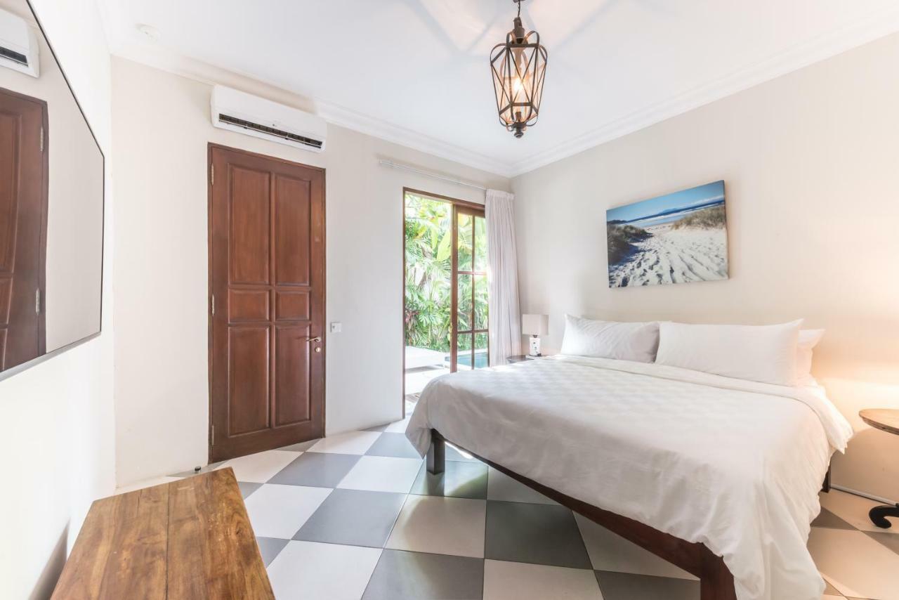 Central 3 Bedroom Villa Close To Seminyak Beach ภายนอก รูปภาพ